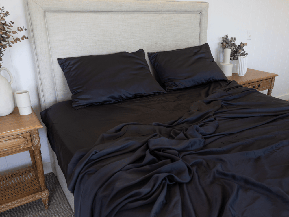 Muscle Mat Easy-Make Luxury Bed Sheet Set